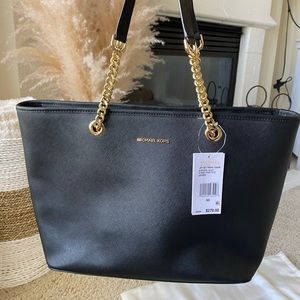 NWT Michael Kors Jet Set Travel Tote